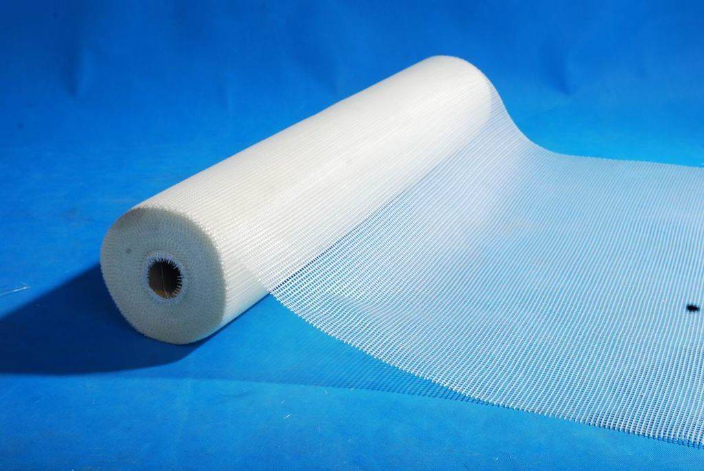 сетка армирующая фасадная ssa1363-4sm. стеклосетка малярная ячейка 2*2мм/1*50м (50гр/м²) "wand master". сетка кнауф для аквапанелей. сетка capatect gewebe 650/110. стеклосетка щелочестойкая 160 г/м2 реклама.