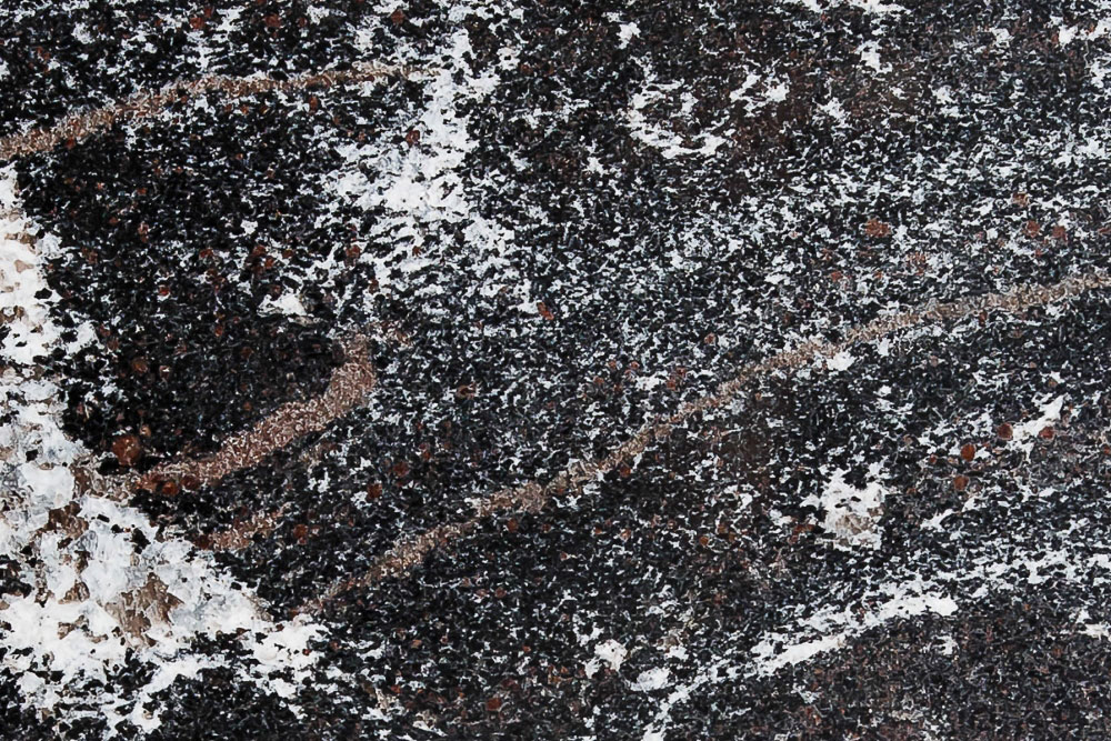 Гранит Амфиболит Гранатовый