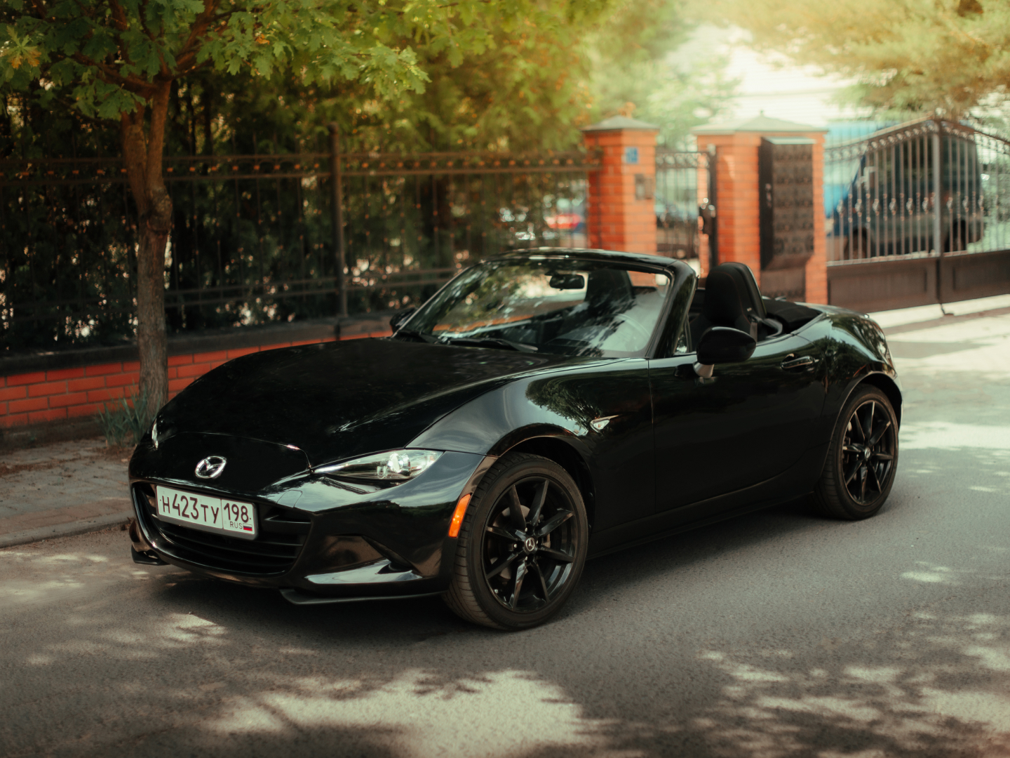 Прокат Mazda MX-5 Miata в г.Санкт-Петербург. Без водителя.