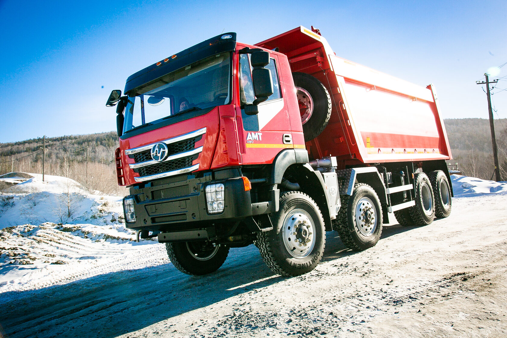 Самосвал 8х8 АМТ 752900