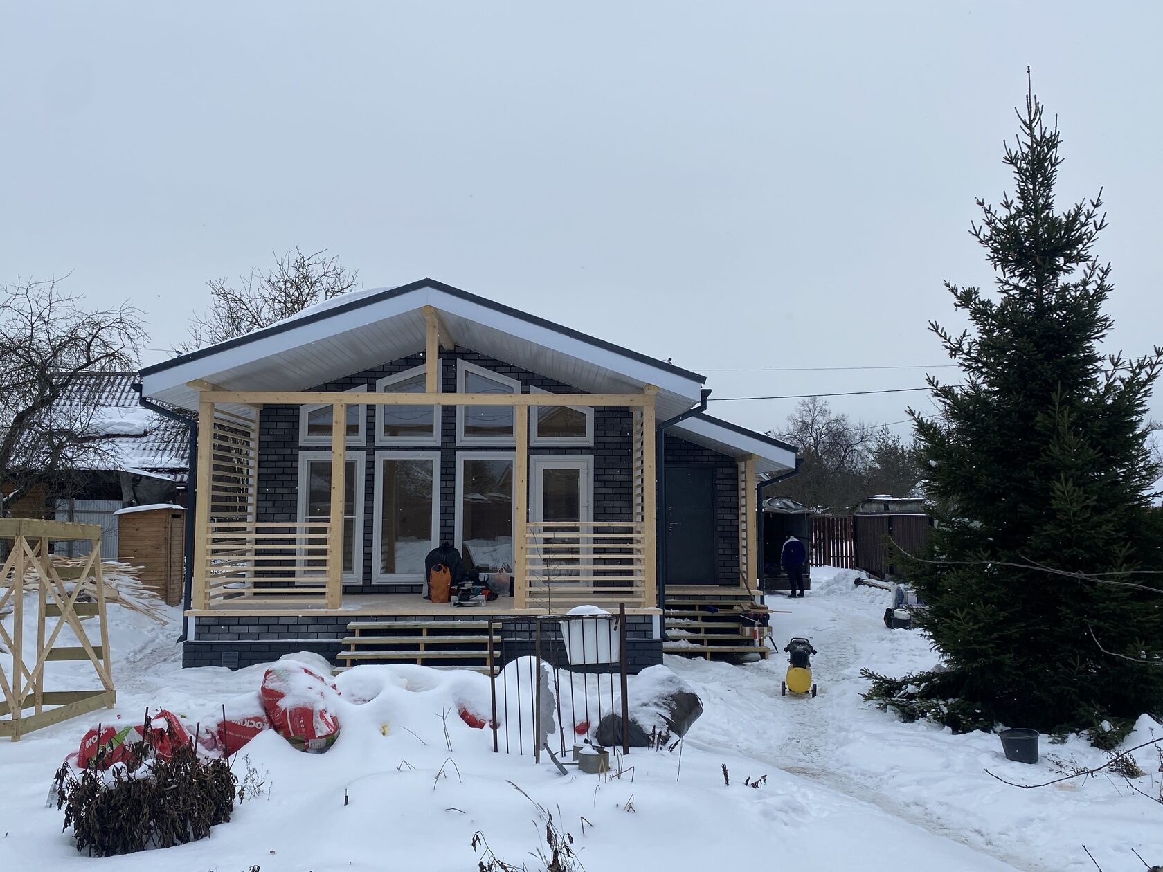 Быстровозводимый дом в Усть-Лабинск терраса Быстровозводимый дом в Усть-Лабинск терраса