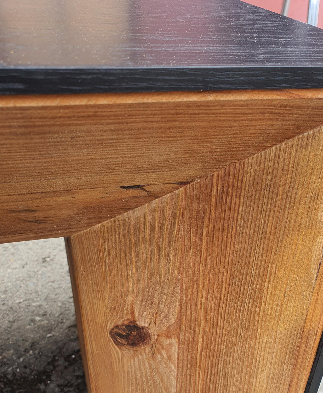 стол  Miranda&Serena   Y901  