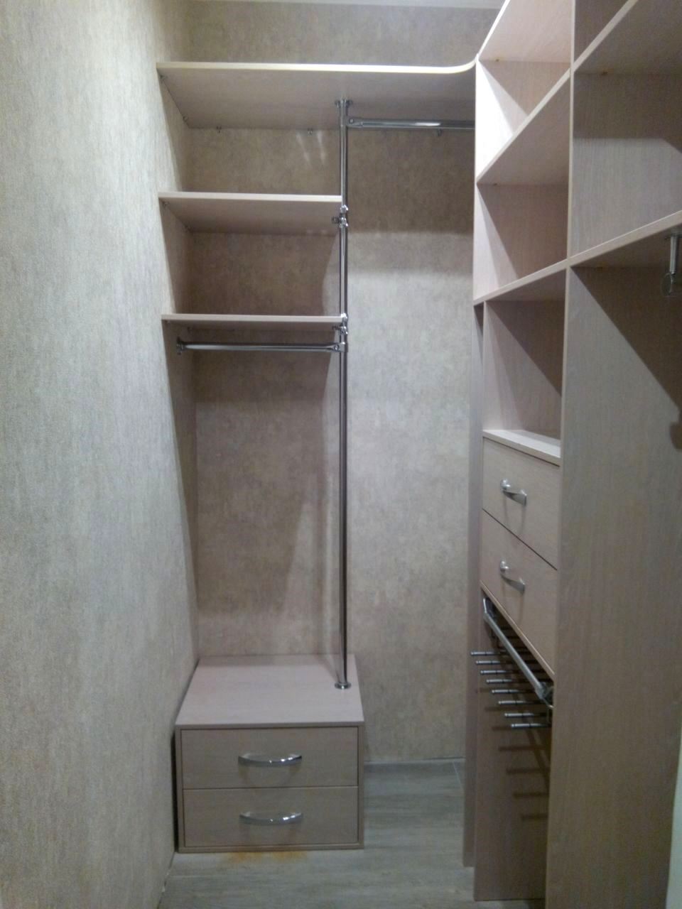 планировка гардеробной комнаты 1 2 на 2 метра