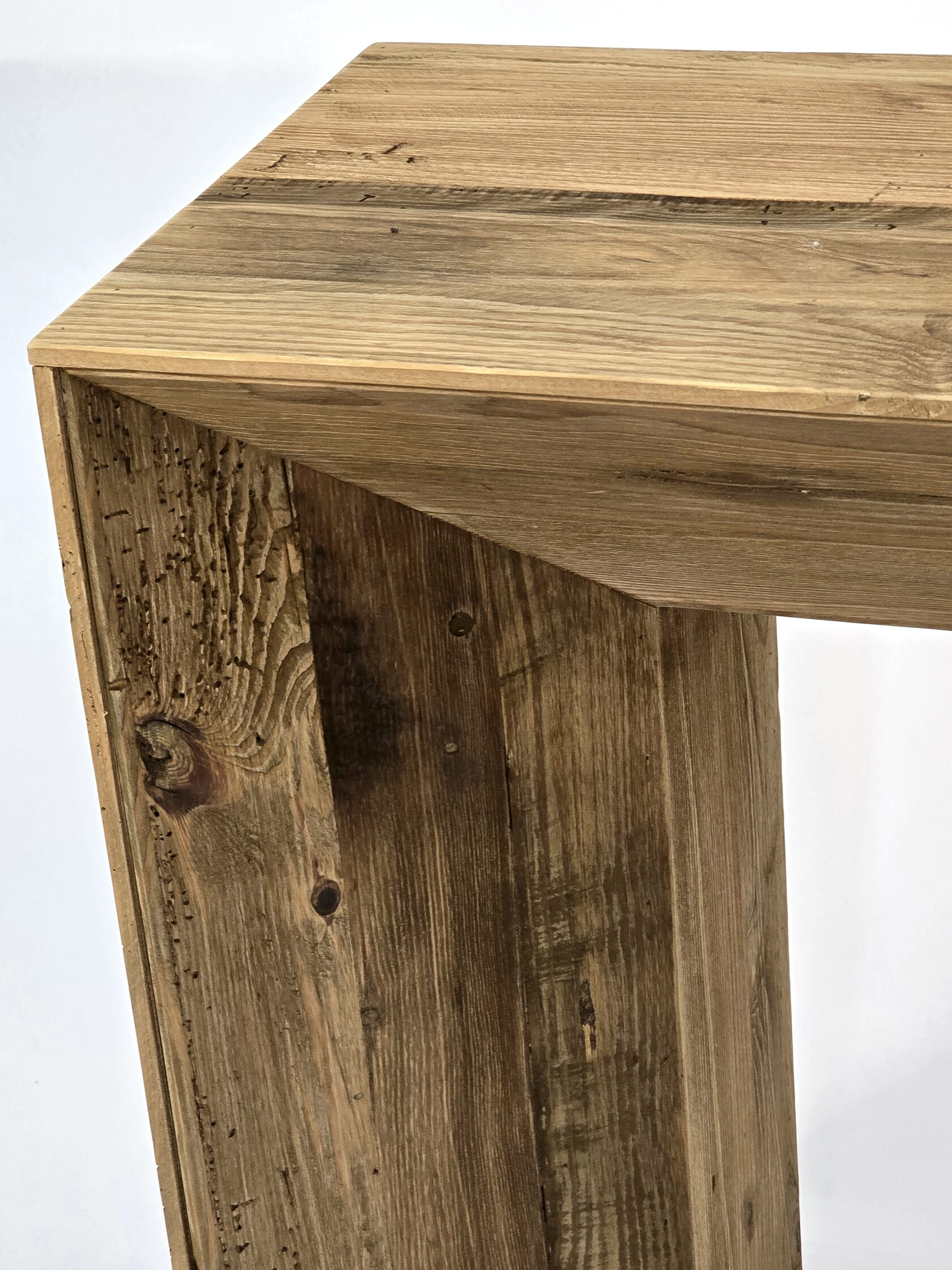 Консоль Miranda&Serena