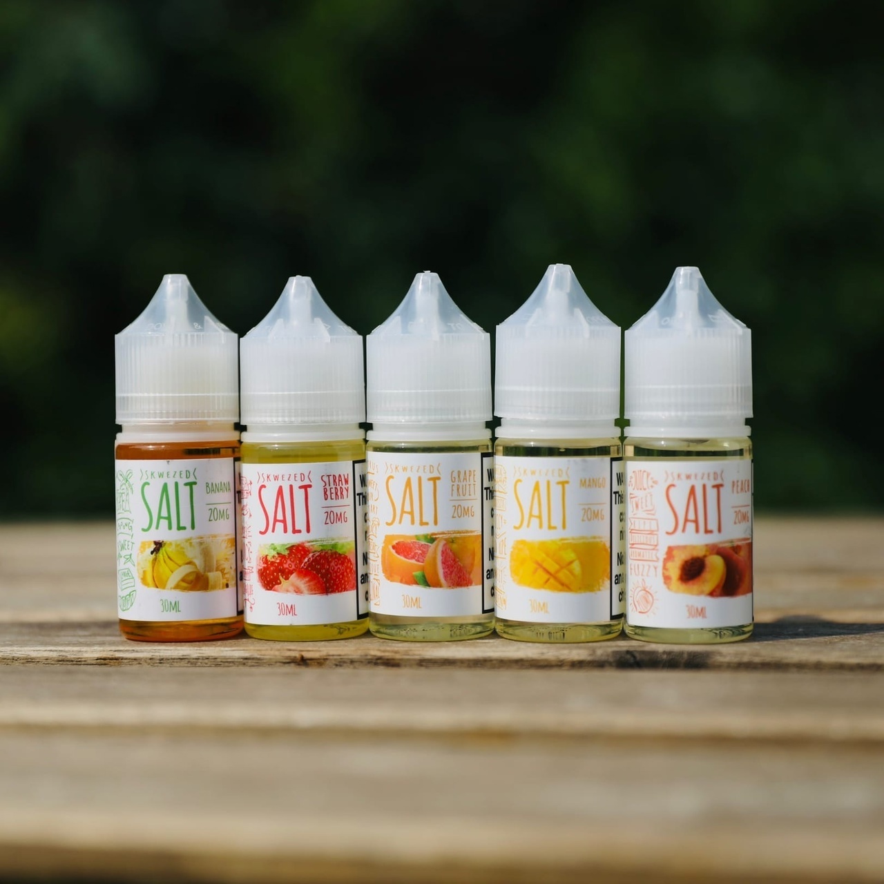 Премиальная жижа. Skwezed яблоко. Skwezed Salt Ice Strawberry. Pop Vapors Salt - juicy Mango Strawberry 30ml.