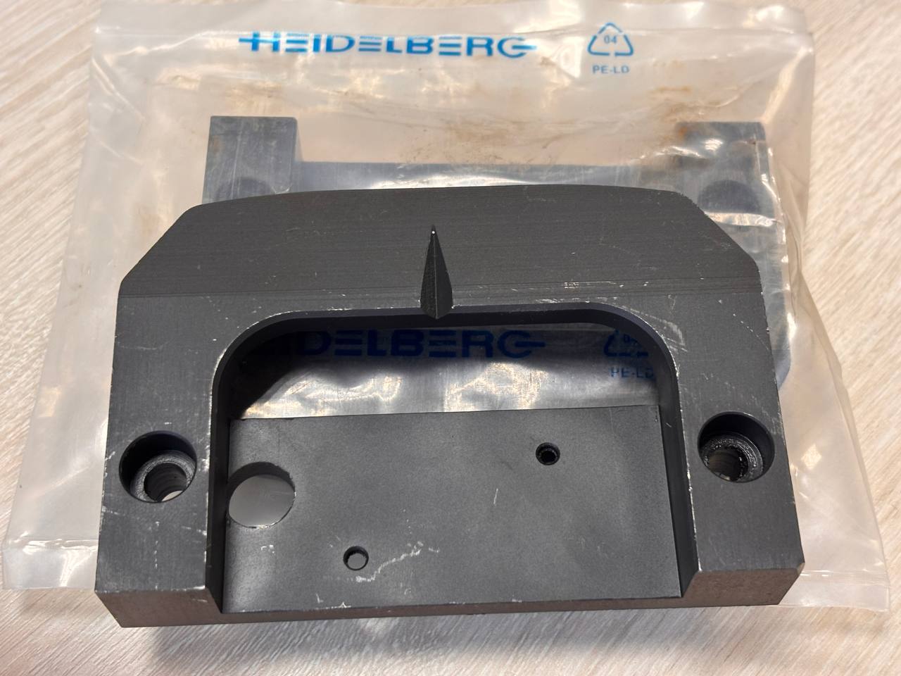 Кронштейн подачи для печатной машины Heidelberg CD 102