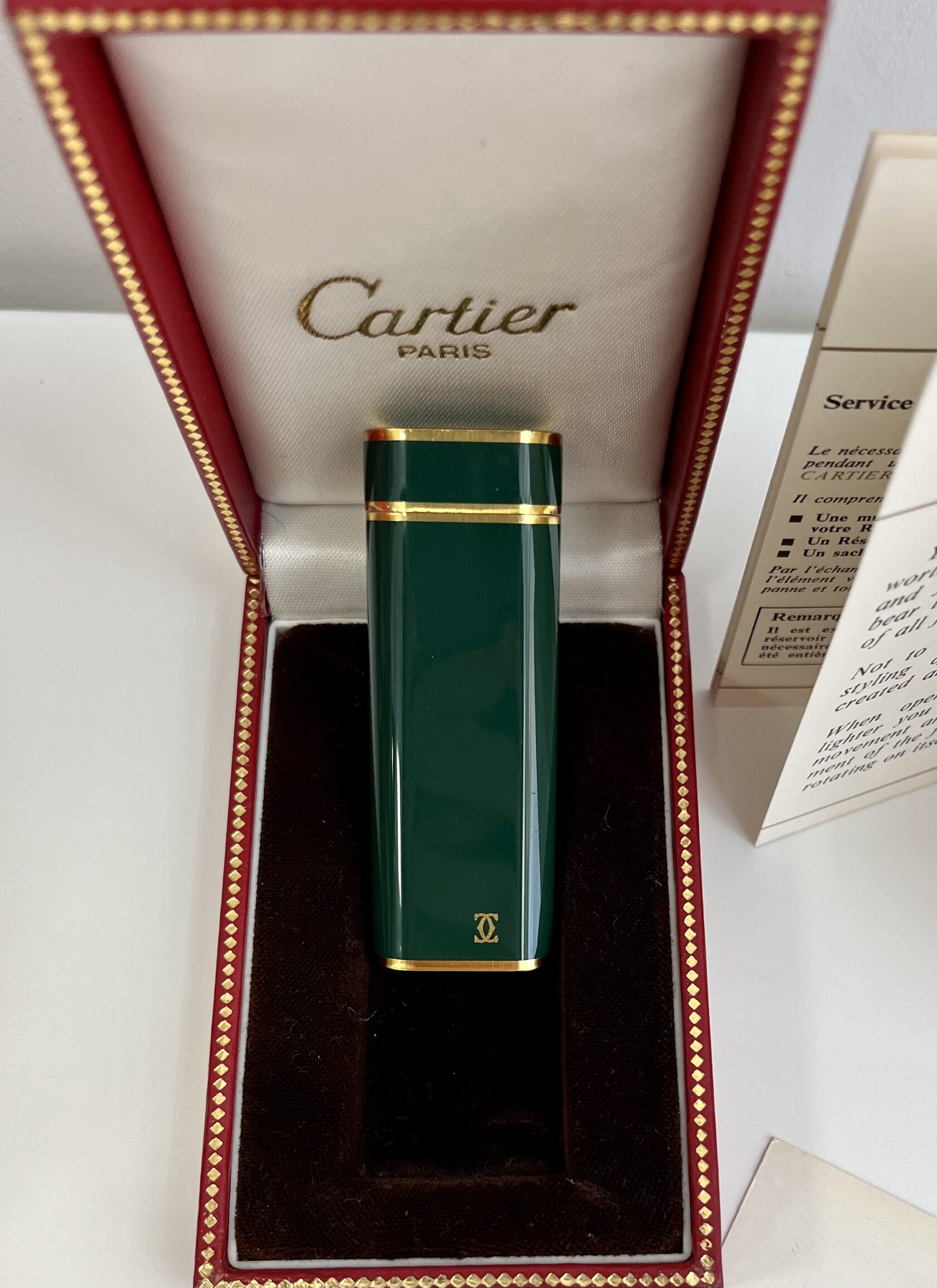 1970 s Cartier Must Lighter