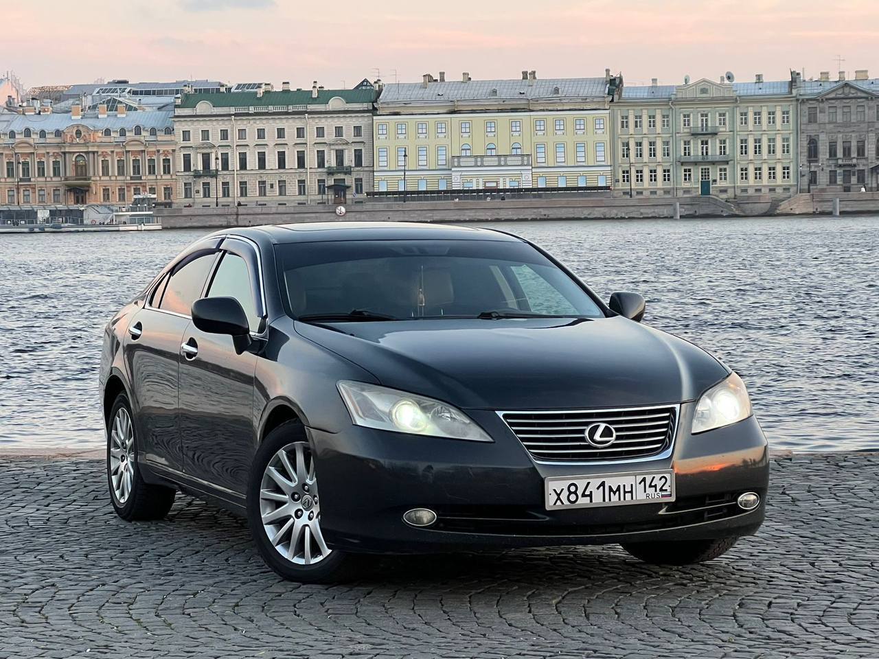Купить Лексус Ес 350 В России