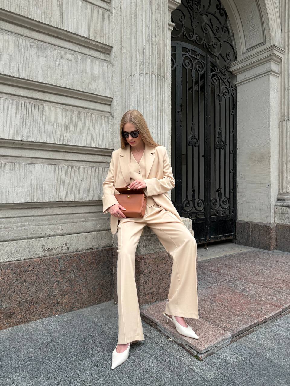 NAOMI на улице