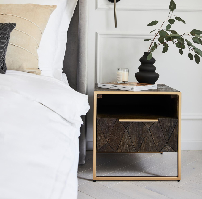 Тумбочка Bedside Table Bedroom. Тумбочки прикроватные Zara Home. Тумба прикроватная Нордик.