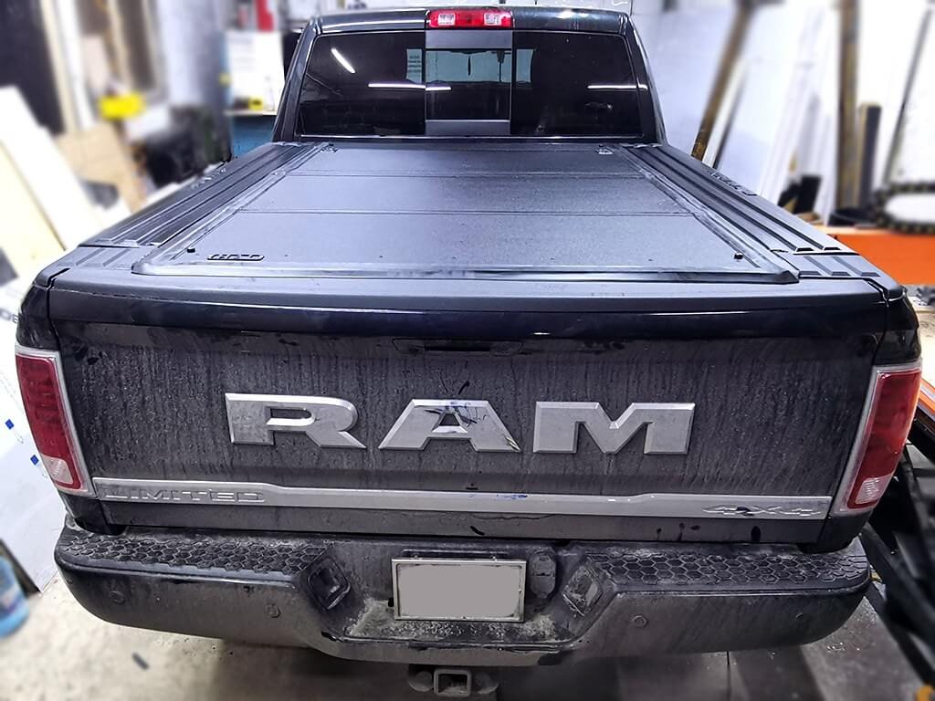 Ram box. Крышка кузова Ram 1500. Крышки кузова для Ram 1500 с Ram Box. Крышка кузова Ram 1500 2021. RAMBOX dodge Ram.