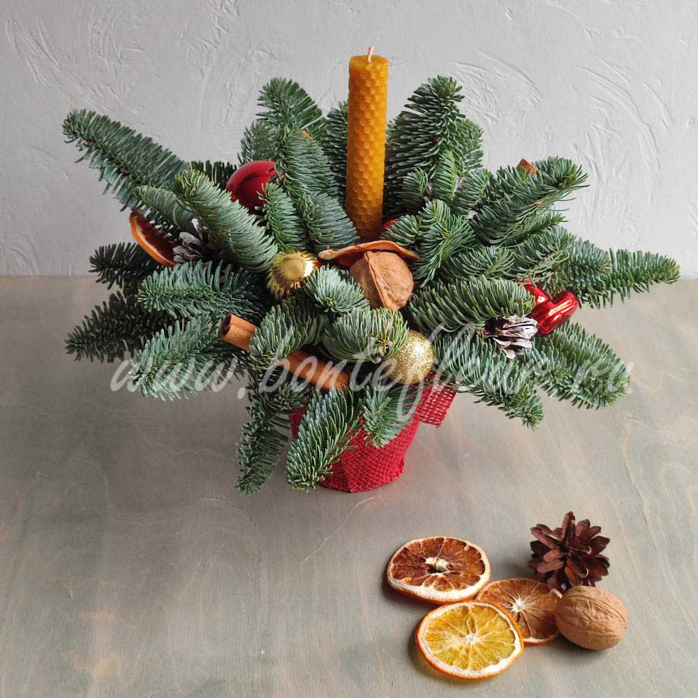 Крошка на стол