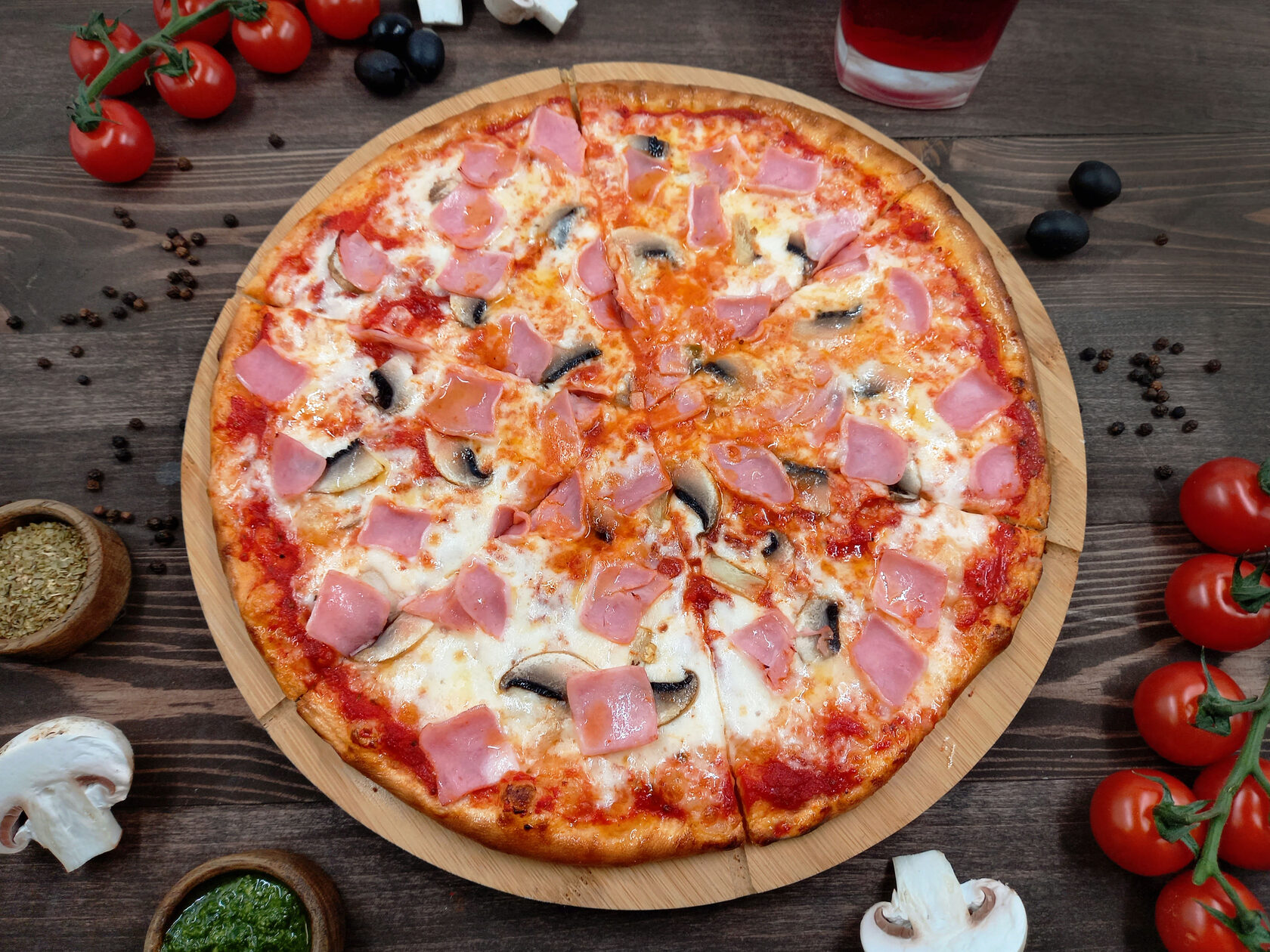 цезарь пицца с ветчиной и грибами калорийность фото 24