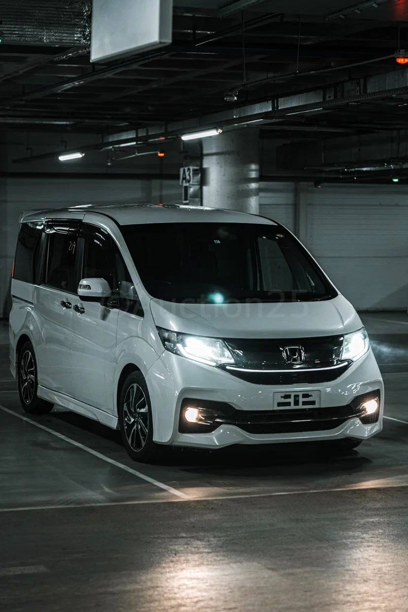 Honda Stepwgn modulo x 2016