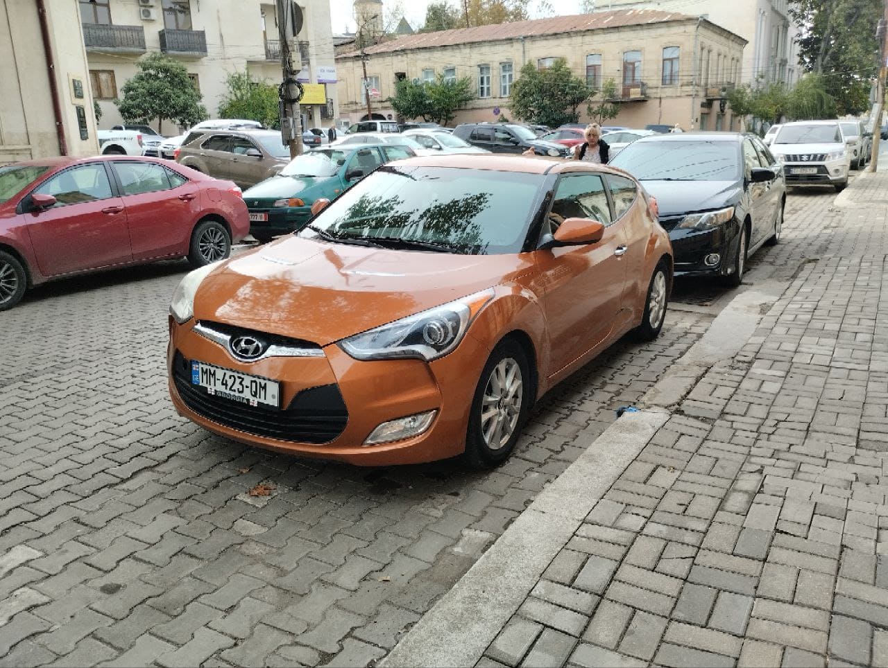 Hyundai Veloster - аренда автомобиля в Грузии