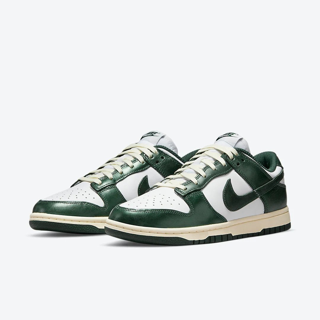 Nike Dunk Low Vintage Green Nike