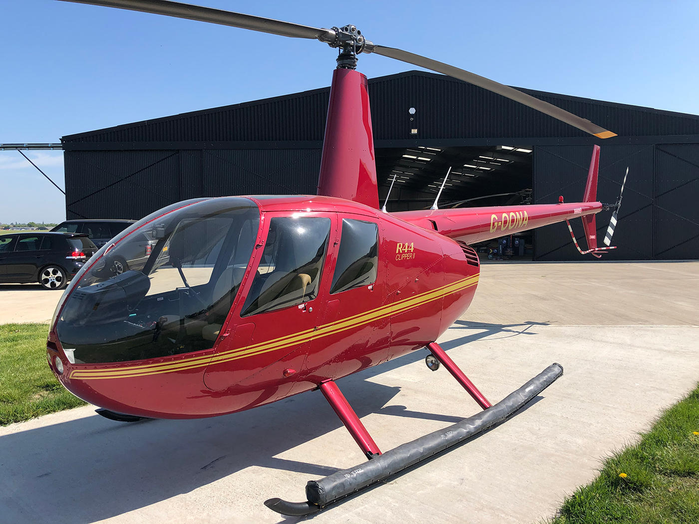 Robinson R44