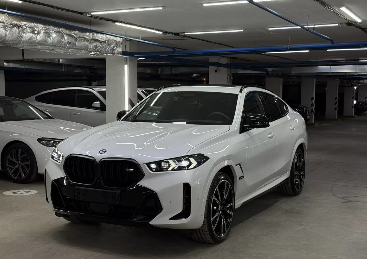 BMW X6 M60i 2025 года из Кореи