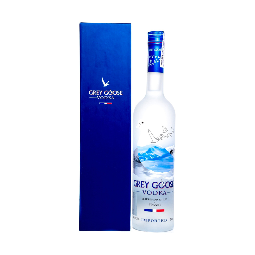 Grey goose. Водка французская грей Гус 0.7. Водка Grey Goose Vodka, 0.7 л. Grey Goose водка грей Гус 0.7l. Водка серый Гусь 0.7.