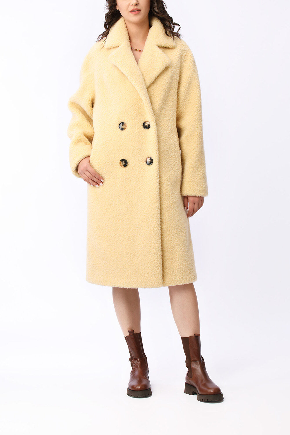 синтетическое пальто. верхняя одежда премиум класса. пальто премиум класса. стильное пальто женское. пальто премиум класса.