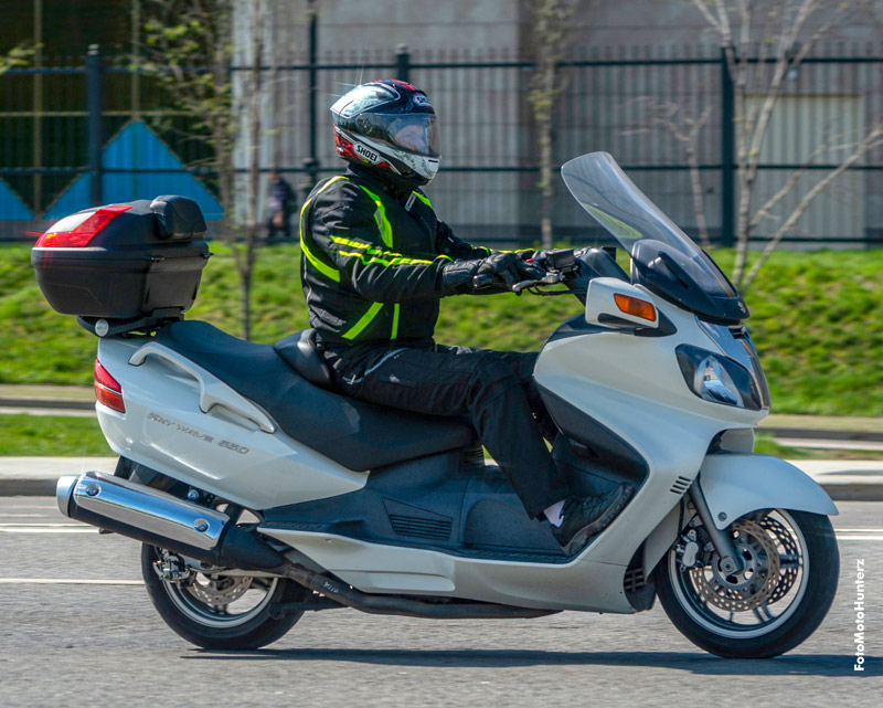 Suzuki Burgman 2019