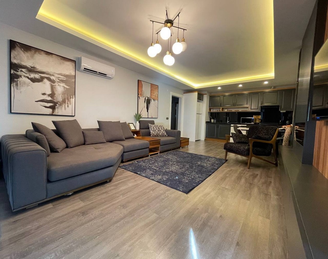 Kurt Safir Euro 20 B47 · 2+1 — zdjęcie 1