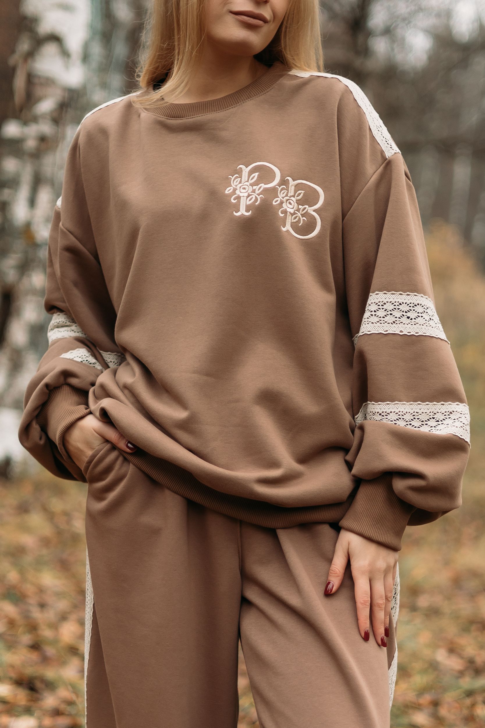 Свитшот «Кружева»