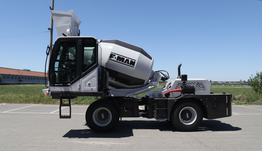 Самозагружающийся автобетоносмеситель FM540SLA