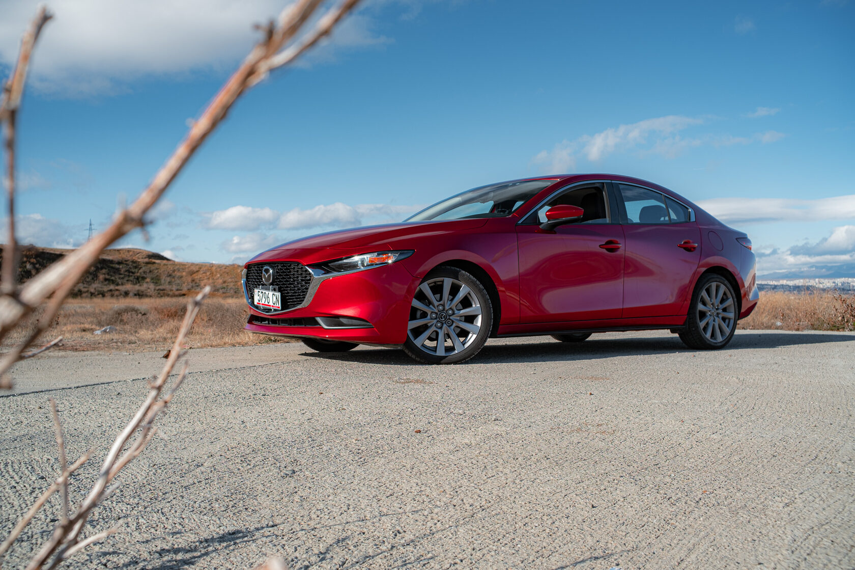 Mazda 3 в аренду в Тбилиси — маршрут «Кахетия: дорога вдоль виноградников»