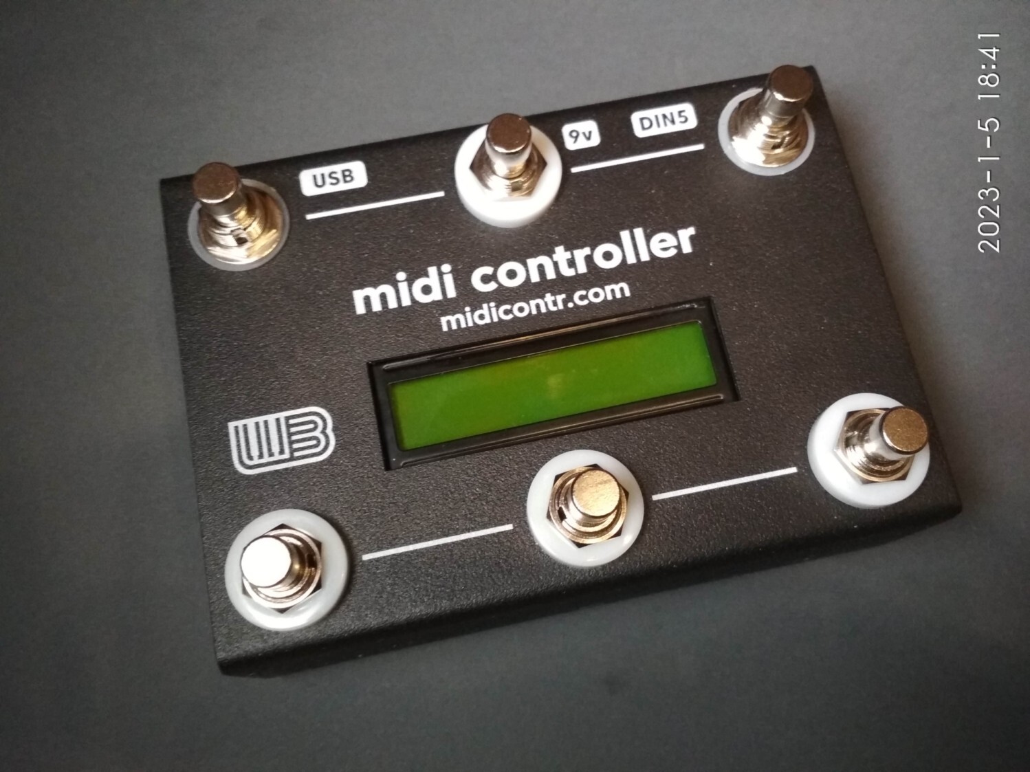 МИДИ контроллер с светодиодными кольцами