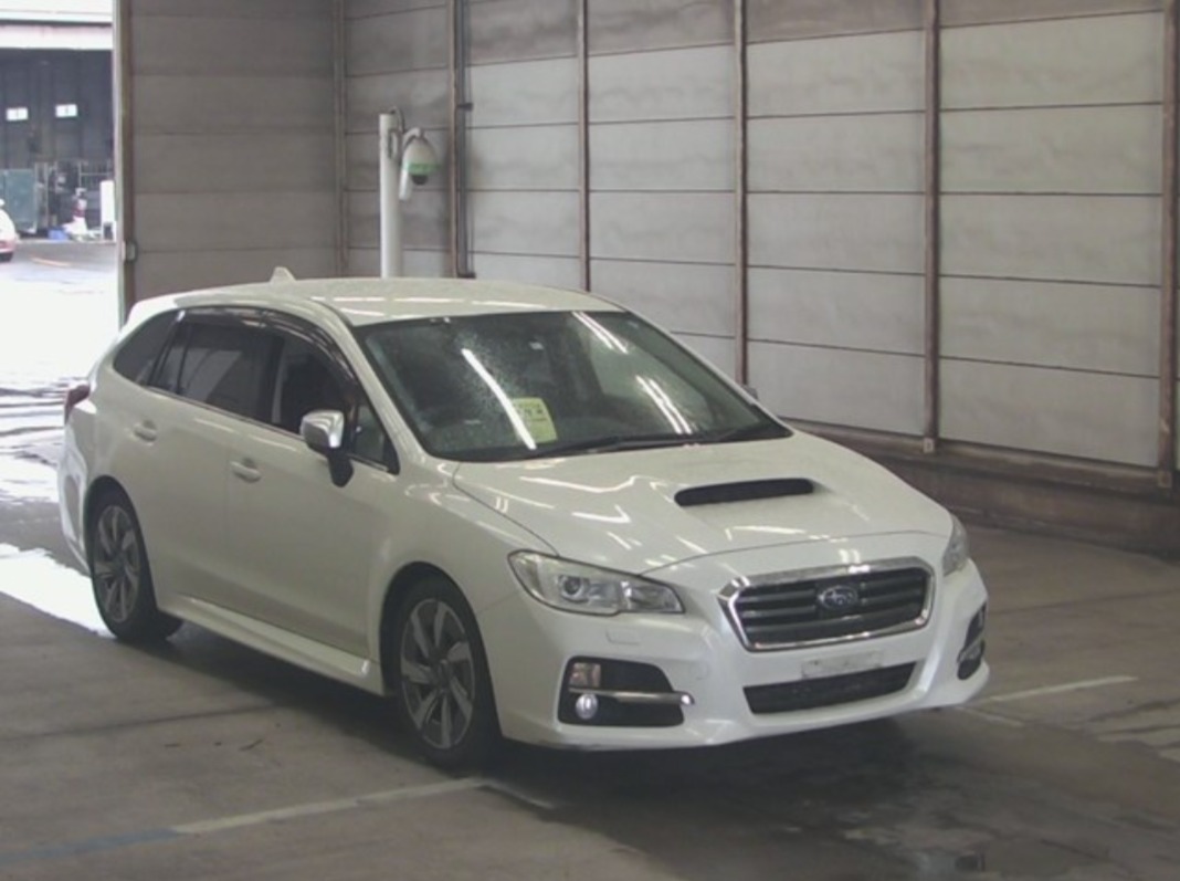 Levorg 1.6 gt. 215 45 18 levorg.