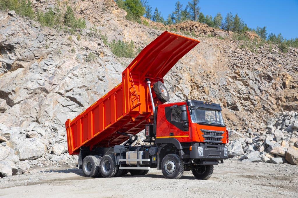 Самосвал AMT 652900 6х6 карьерный кузов