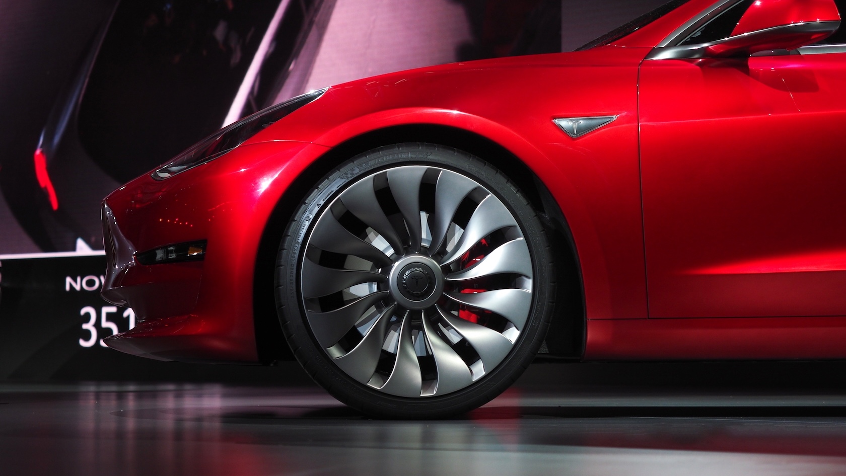 tesla-model-3-17-1