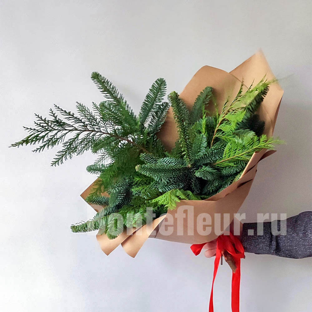 Букет из нобилиса и туи мини