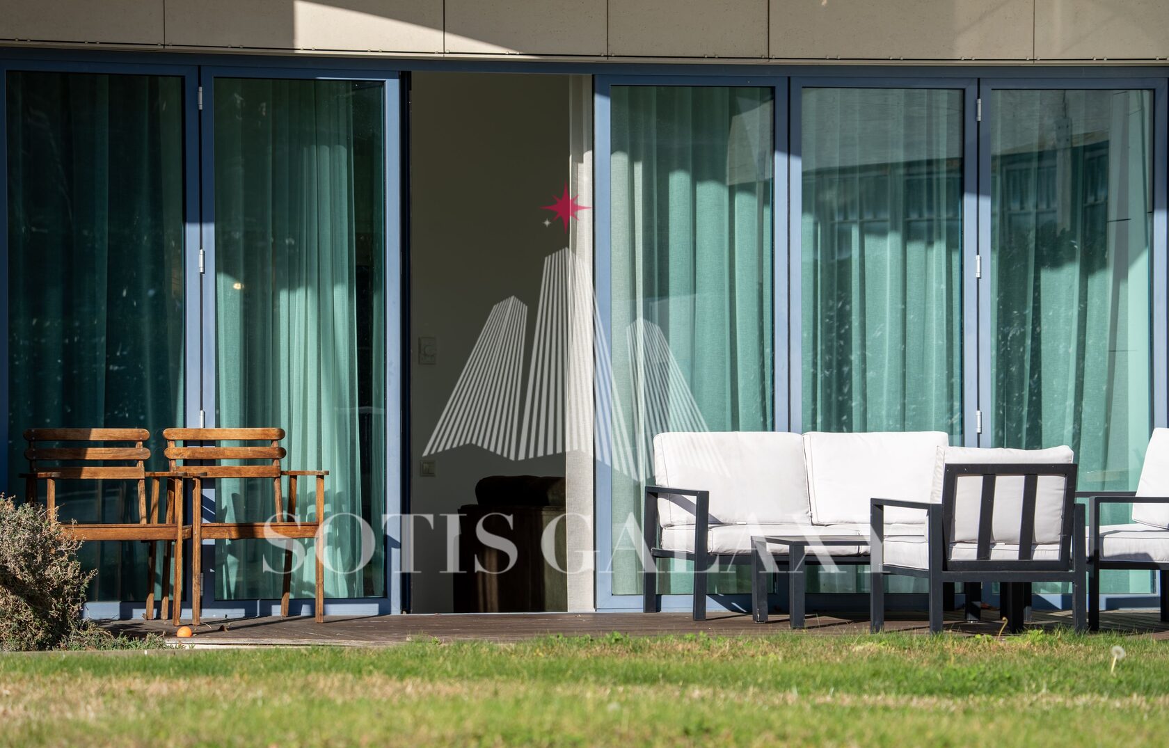 Апартаменты 95 м² · 1 этаж Королевский Парк Сочи аренда