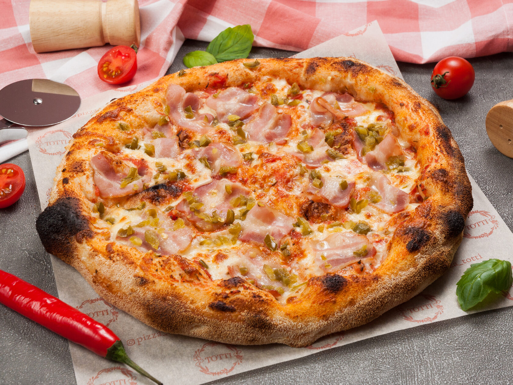 Круглая пицца. Пицца круглая. Пицца маленькая круглая. Овальная пицца. Круглый пицца милый картина.