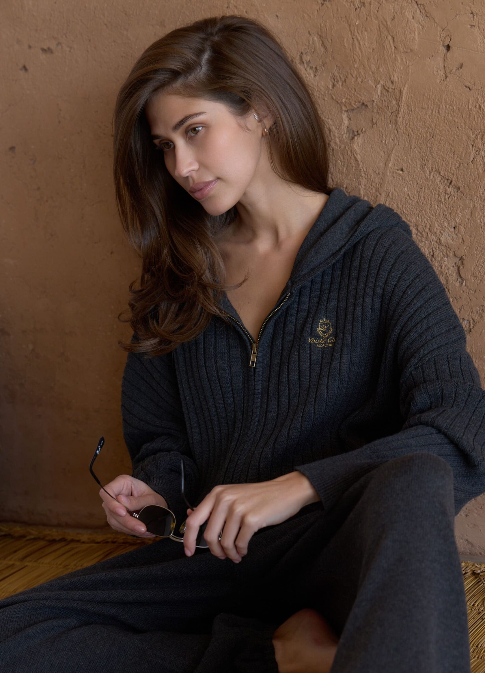 

Вязаный комплект Voishe Club: худи на молнии + брюки - Серый, Rich grey;серый