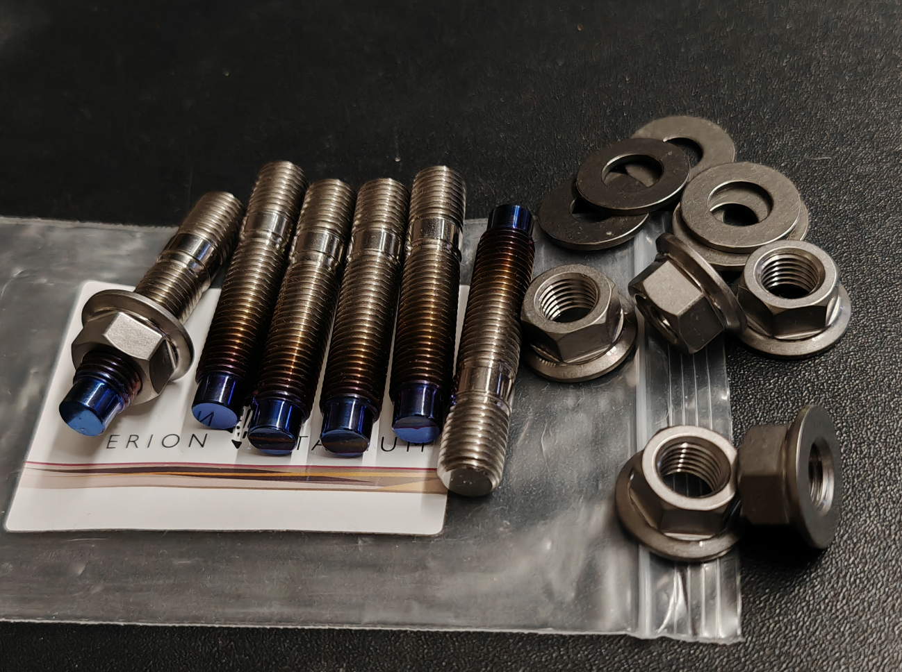 Titanium exhaust manifold stud kit for Subaru WRX/STi/Forester Ej20, ej25, ej207, ej257
