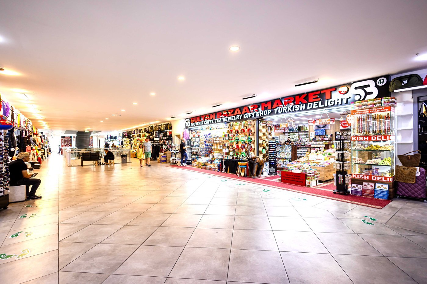 Nevas Outlet II · 50 m² — zdjęcie 3