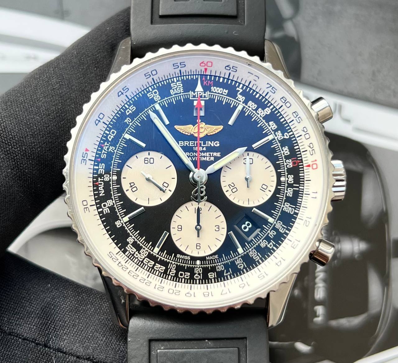 Купить часы Breitling Navitimer B01 Chronograph БУ - Оригинал.