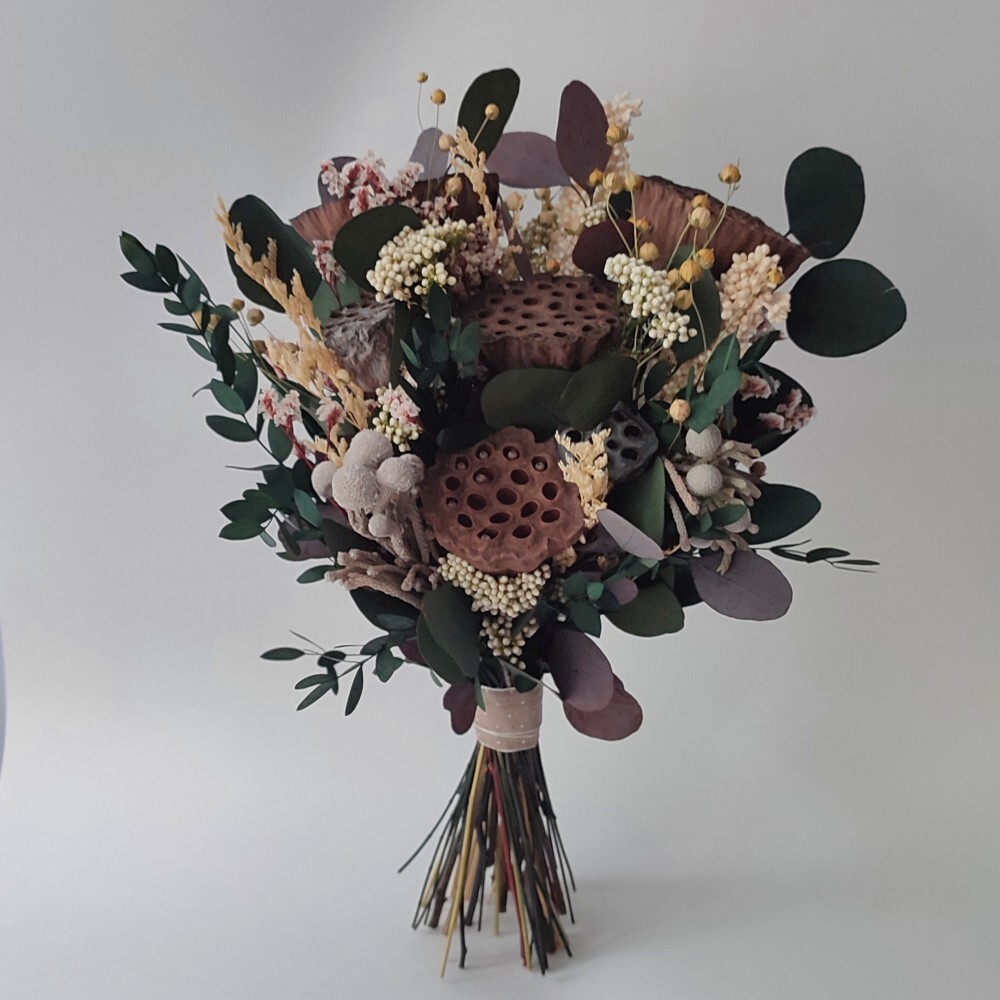 Букет с лотусами Гармоничное сочетание