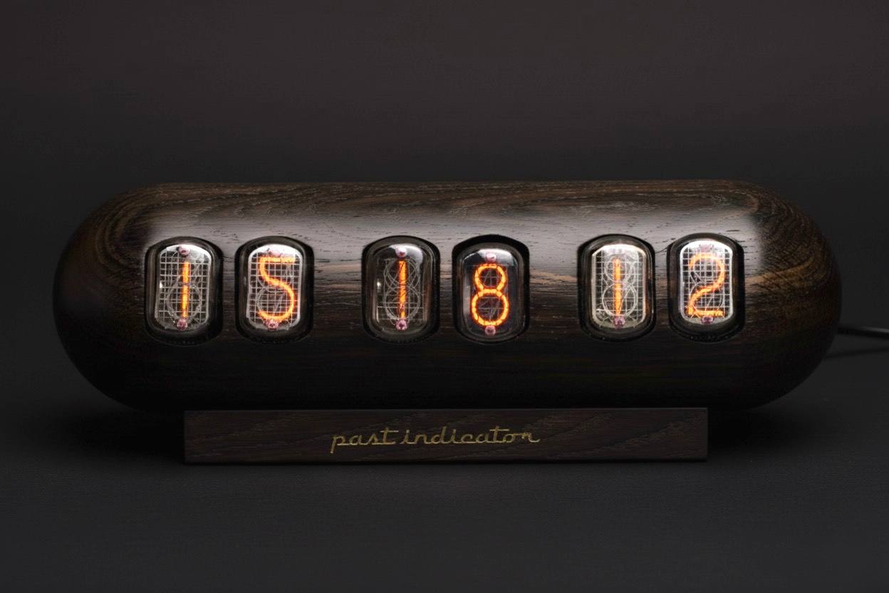Capsule: Bog Oak nixie clock, view 2