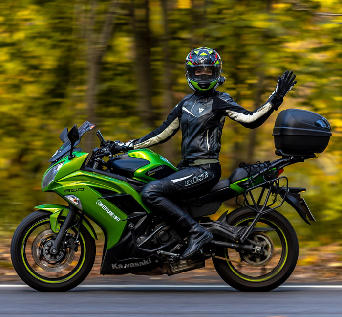 GIVI 4104FZ крепеж центрального кофра для KAWASAKI ER6N / ER6F