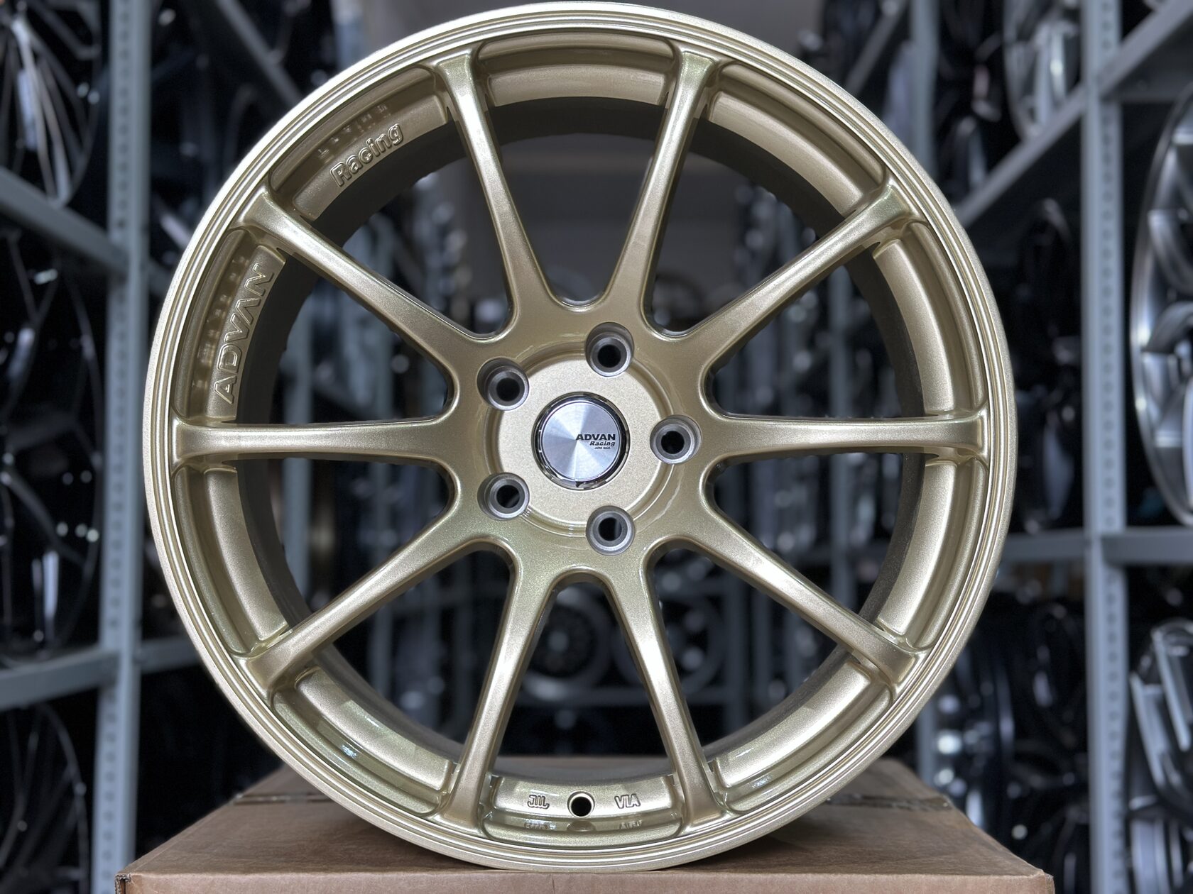 Комплект разношироких дисков Advan Racing RS R18 8/9j 5*114.3 (ip-4008. ...