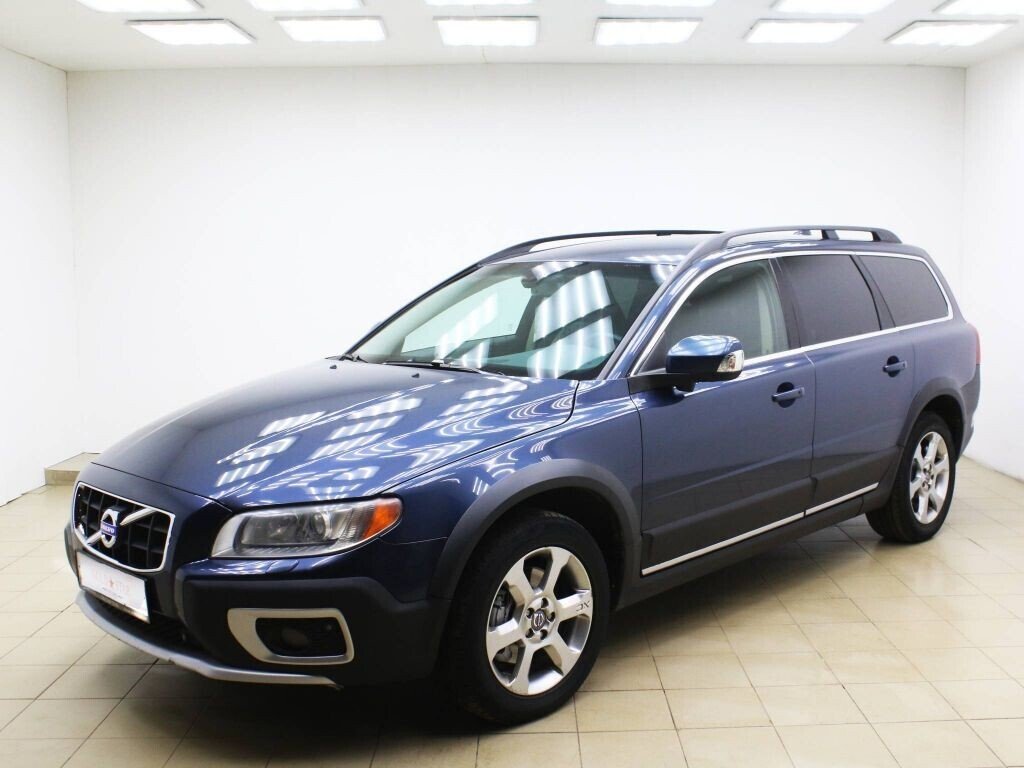 Купить Volvo XC70 в автосалоне в Москве: цены и комплектации