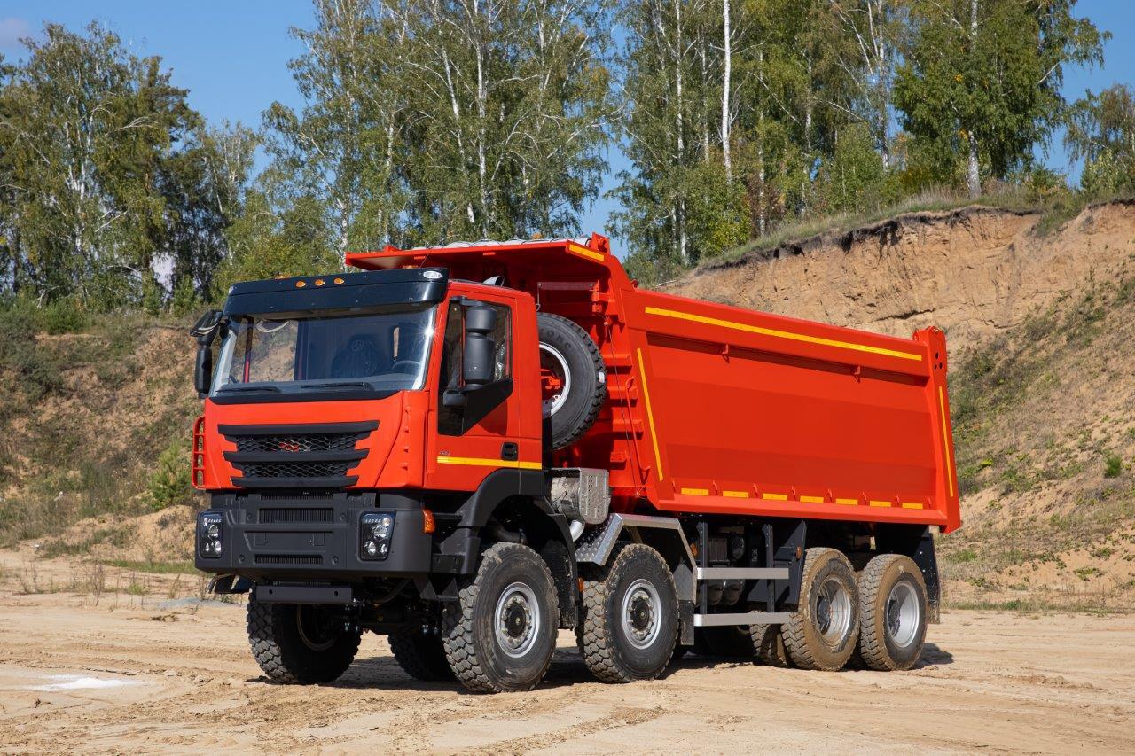 Самосвал 8х8 АМТ 752900
