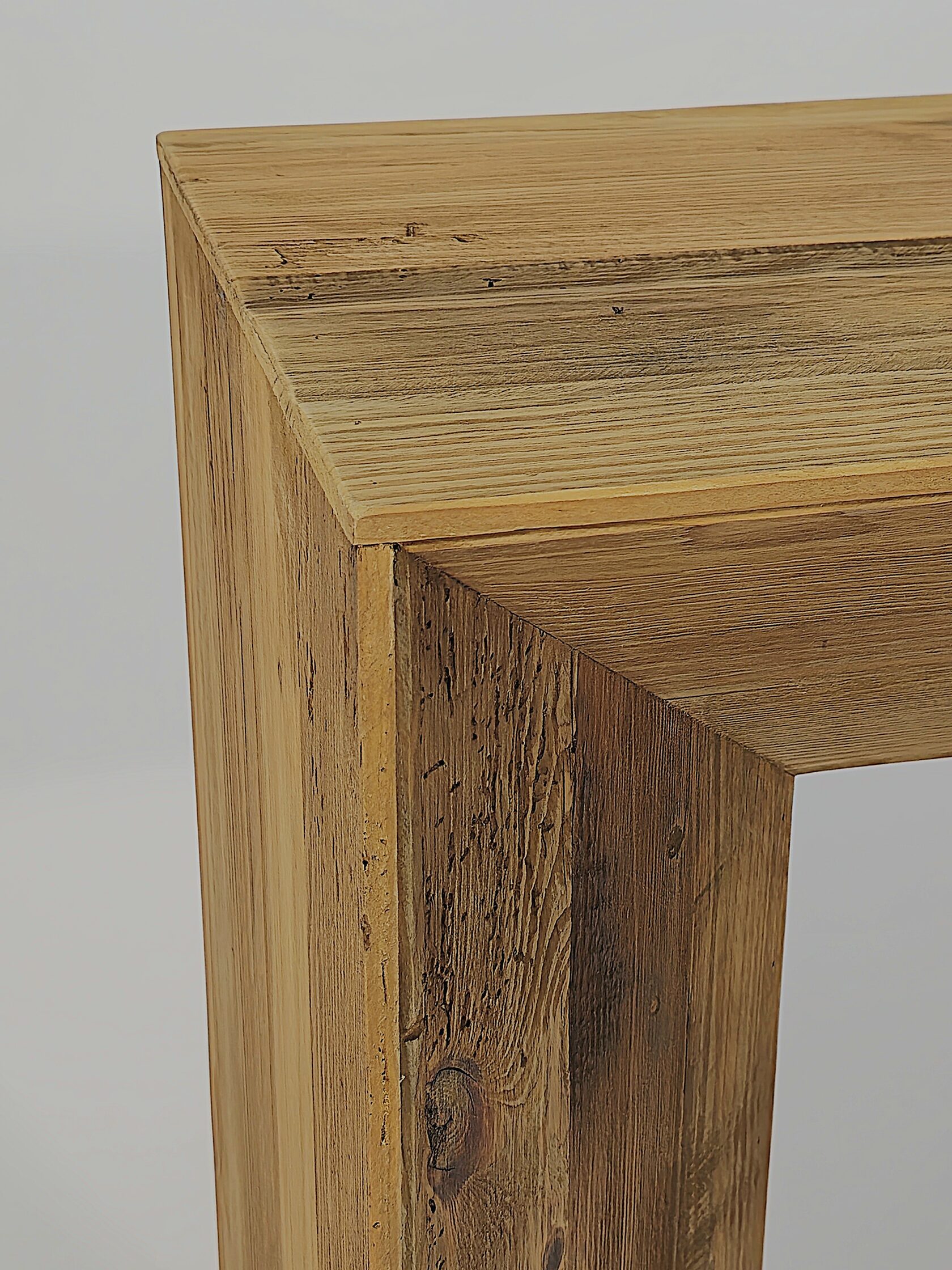 Консоль Miranda&Serena