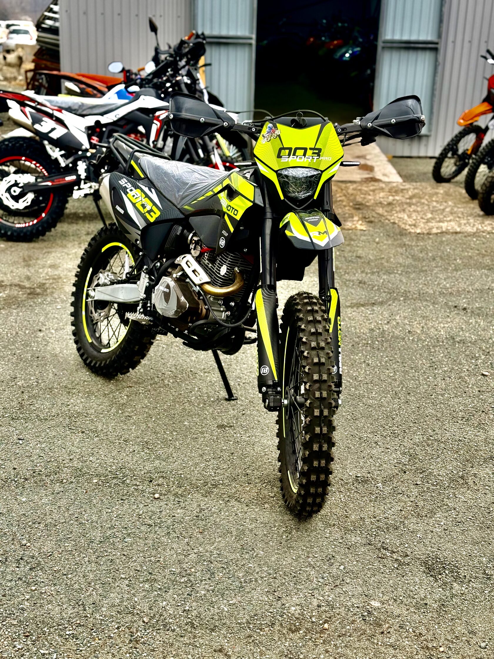 Мотоцикл Regulmoto Sport-003 PR PRO