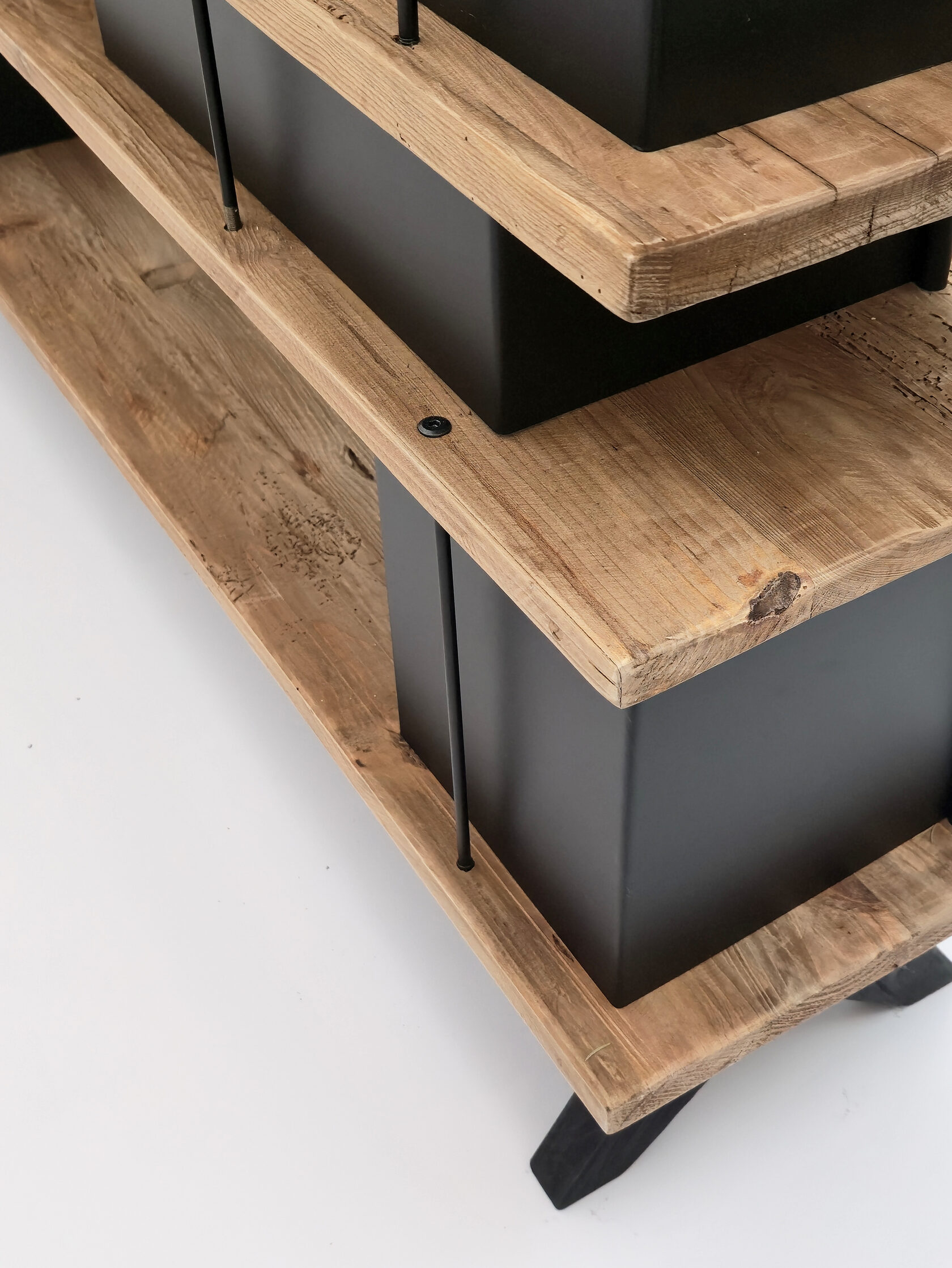 Стеллаж Miranda&Serena