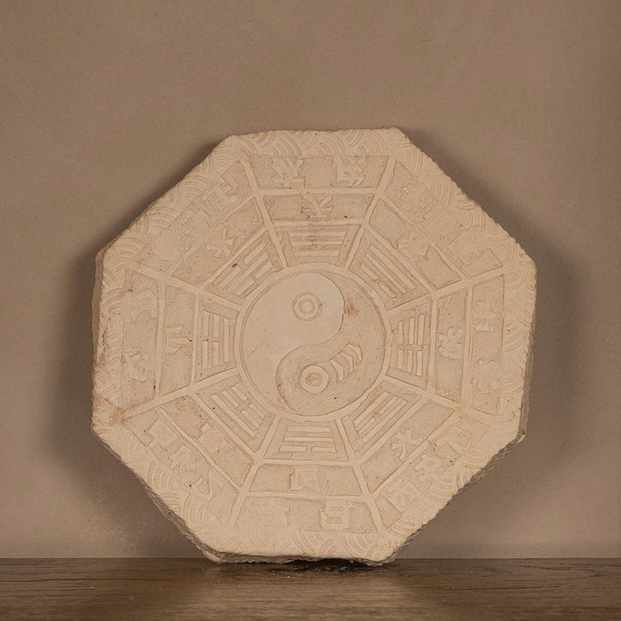 Подставка СуХэСюань из белой глины Багуа